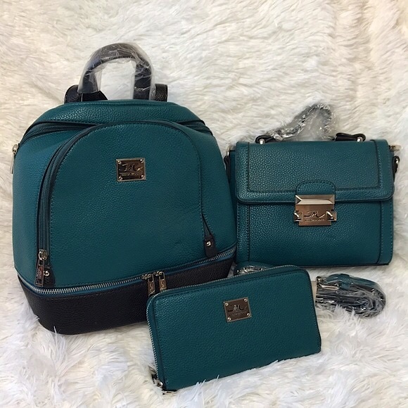 Jessica Moore | Teal Pebbled Faux Leather Bag Set - Picture 2 of 11